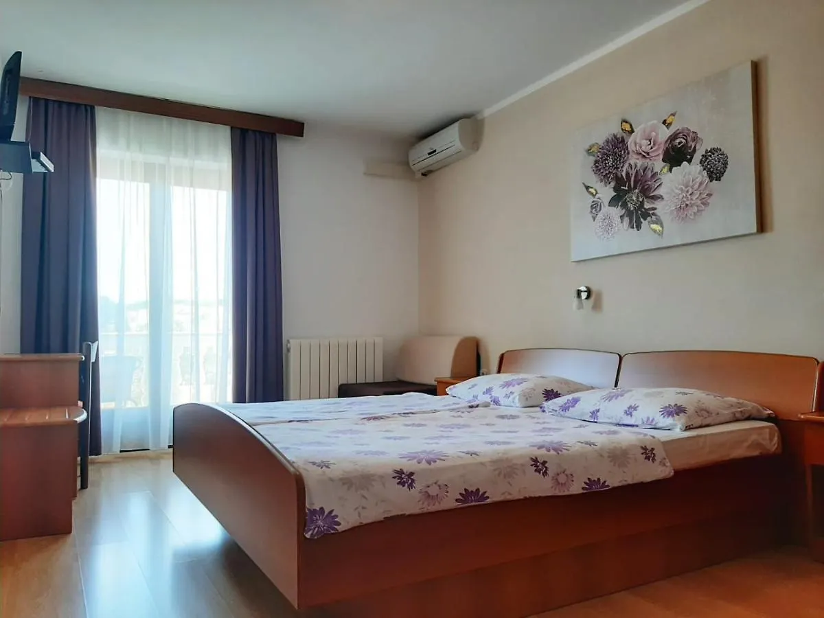 Guest House Katarina Malinska Kroatien
