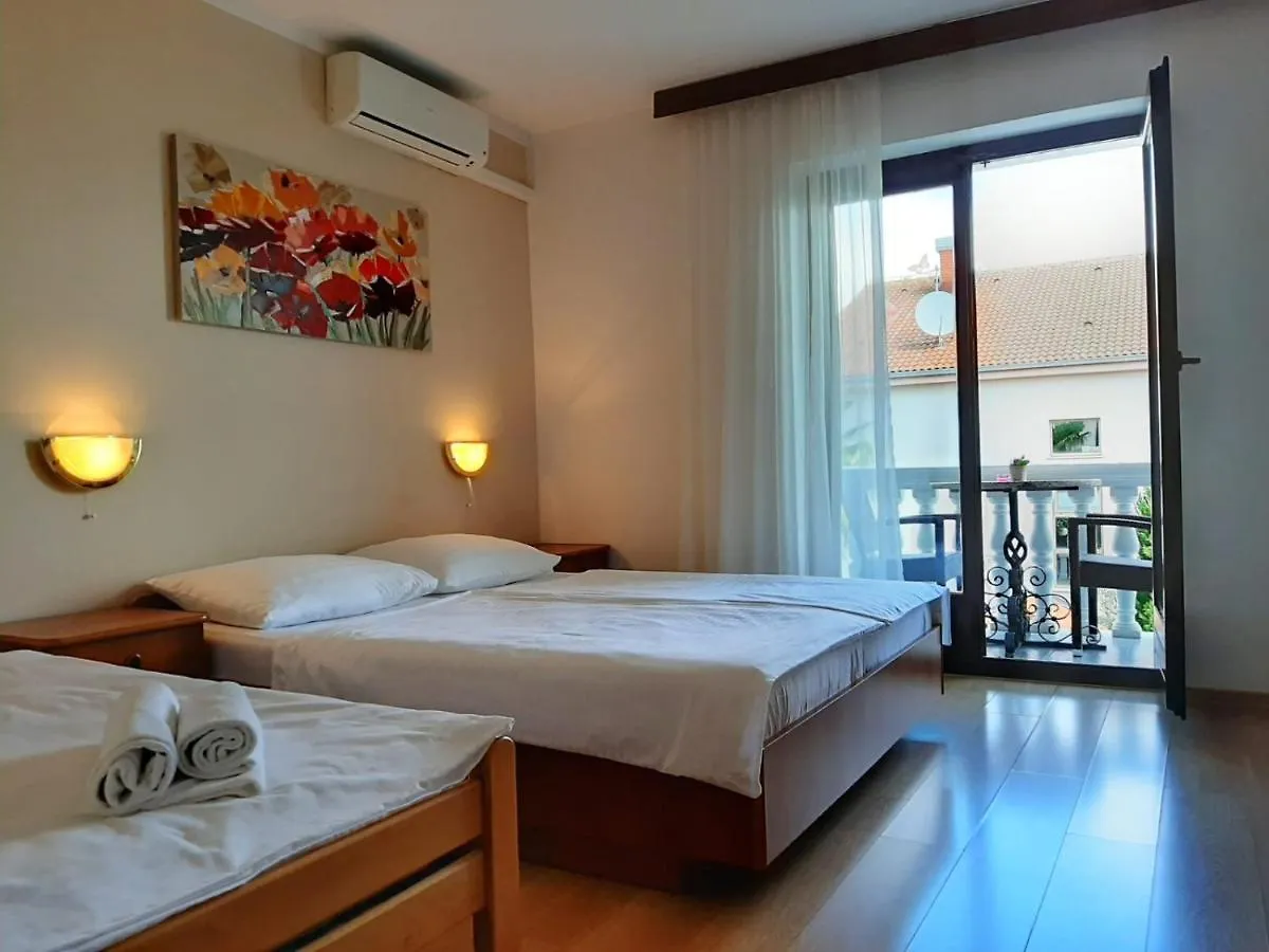 Guest House Katarina Malinska 0*,